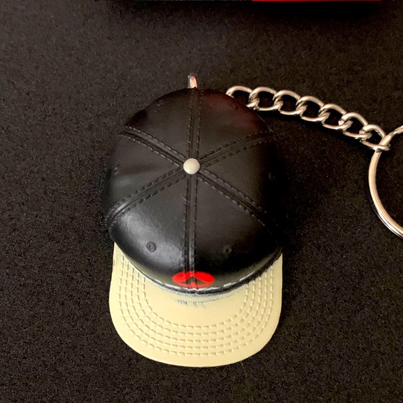 Airwalk Black/Khaki Baseball Hat Keychain - 4inch Replica Keychain - Picture 3 of 9